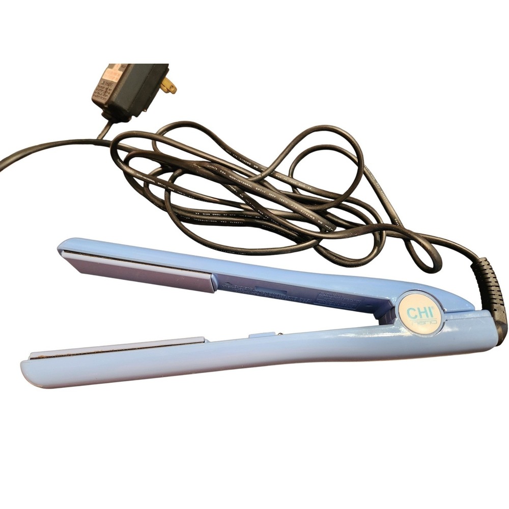 CHI Nano Blue Ceramic Hair Straightener Flat Iron‎ 1 inch Model GF 1001 35W